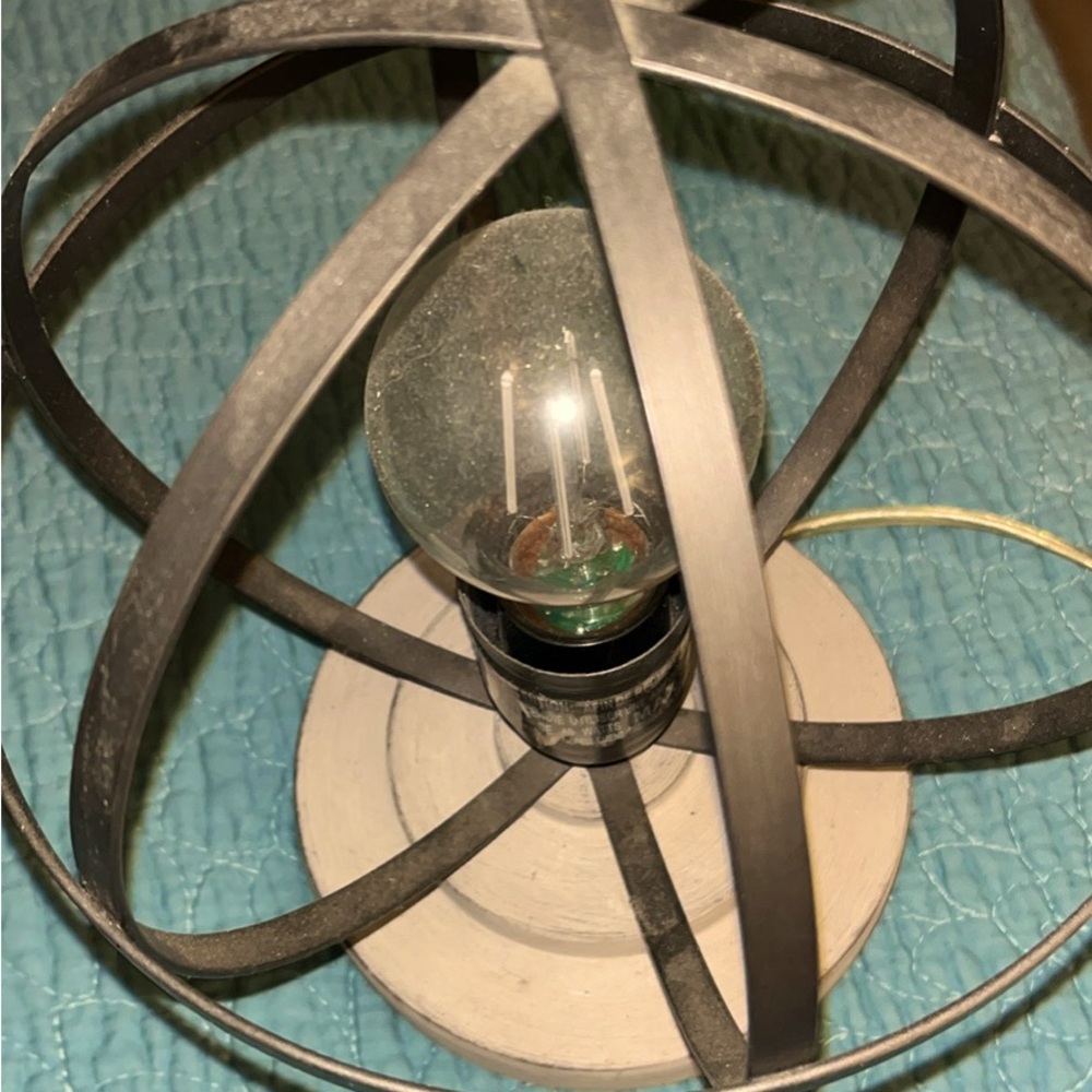 Cool table lamp